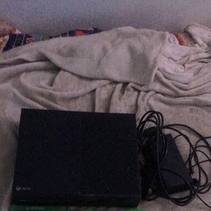 Black 500GB XBOX ONE